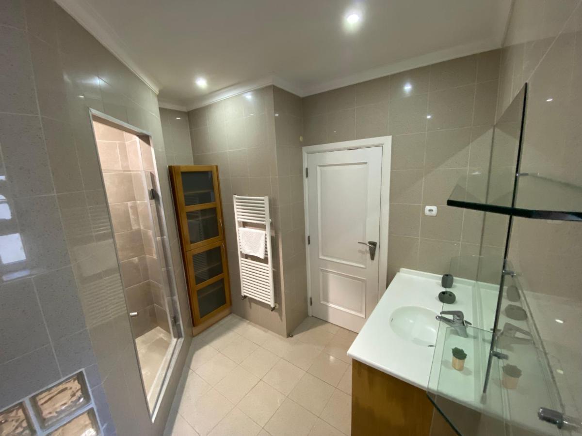 B&B With Heated Pool São Martinho do Porto Exteriör bild