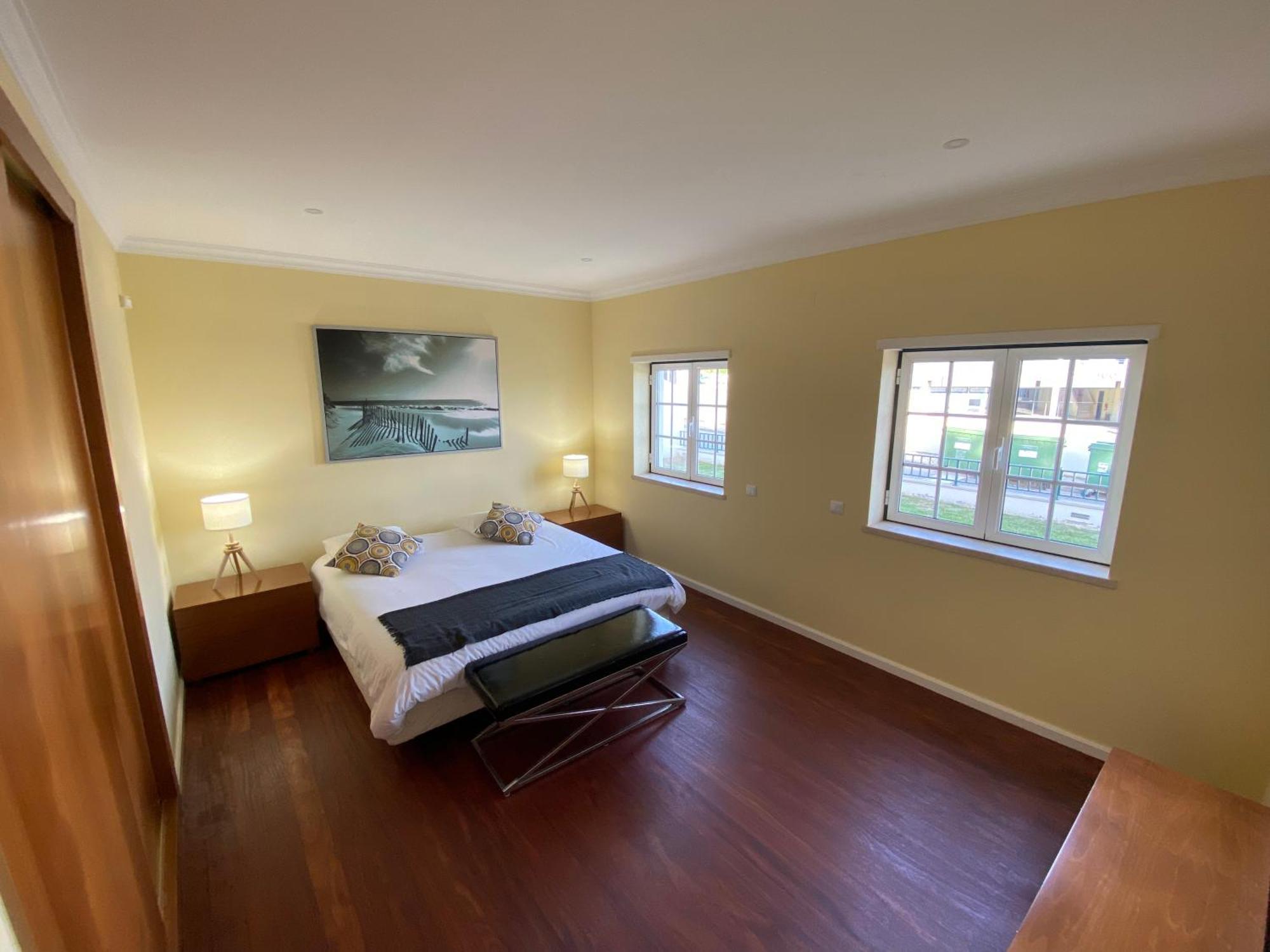 B&B With Heated Pool São Martinho do Porto Exteriör bild